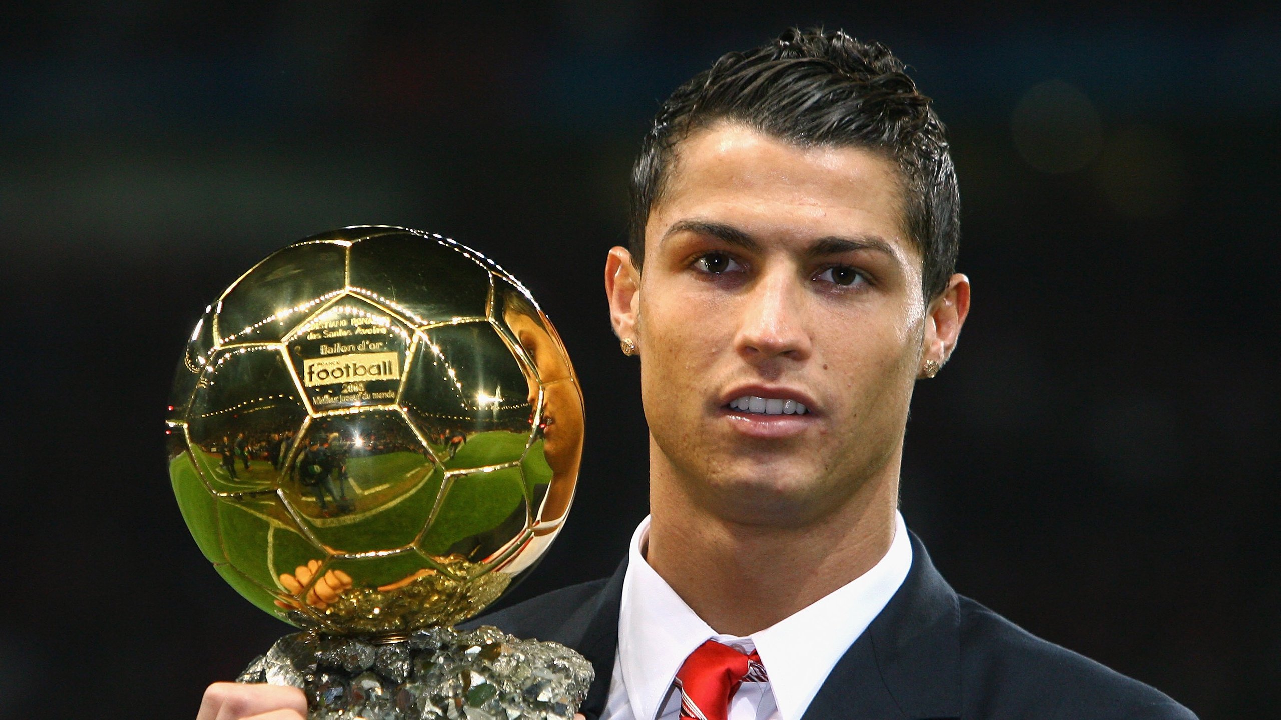 《冠军》专访黄雅琼,圆满靠日积月累,黄雅琼采访视频